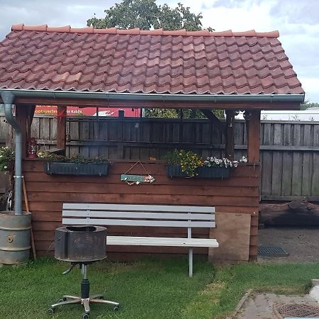 Ferienhaus Auf Ruegen Gingst Esterno foto