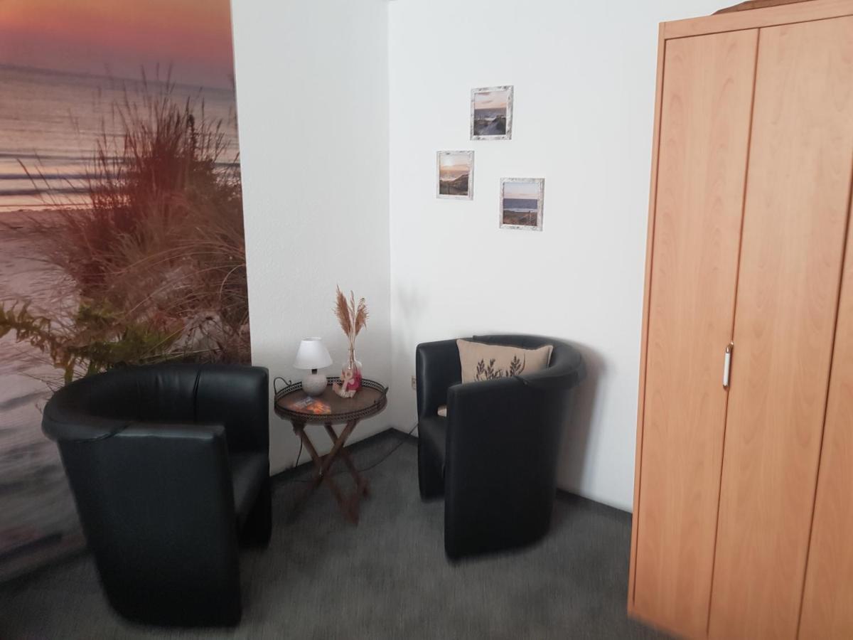 Ferienhaus Auf Ruegen Gingst Esterno foto